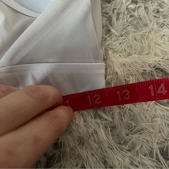 Fabletics White Mesh Sports Bra - Picture 3 of 3